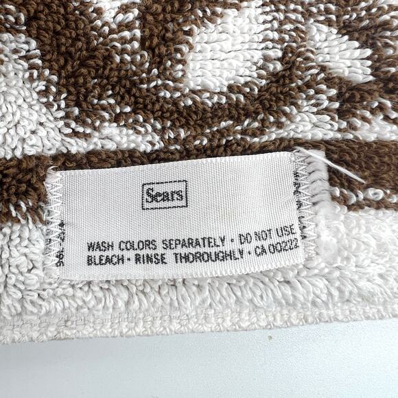 Vintage Sears Set of Two Brown Cream Sculpted Bath Towels 42 x 24 - Picture 4 of 8